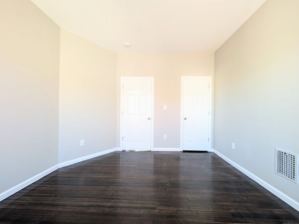 54 6th Street, Bridgeport CT 06607