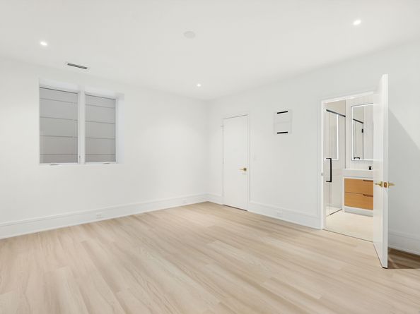 25 Dialstone Lane, Greenwich CT 06878