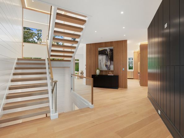 25 Dialstone Lane, Greenwich CT 06878