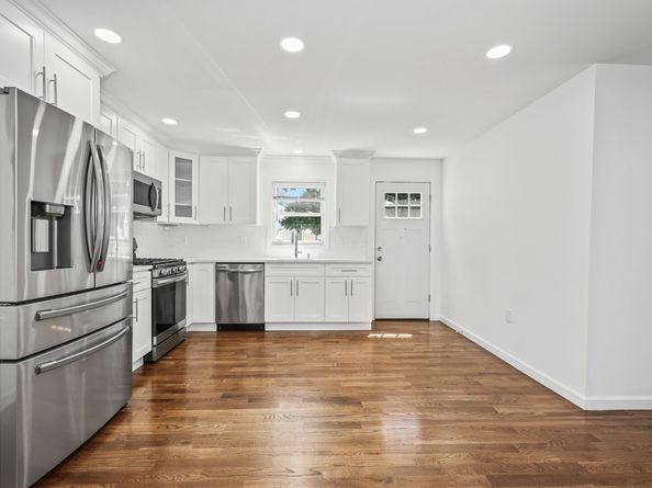 405 Ruth Street, Bridgeport CT 06606