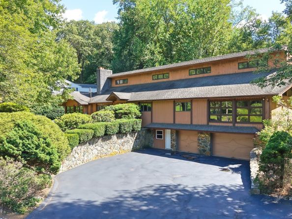 41 Blue Ridge Drive, Trumbull CT 06611