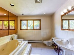41 Blue Ridge Drive, Trumbull CT 06611