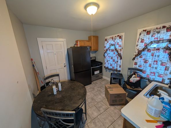 85 Alanson Road, Bridgeport CT 06607