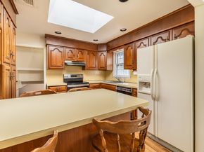 5 Random Road, Fairfield CT 06825
