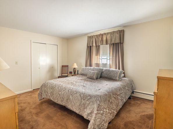 5 Random Road, Fairfield CT 06825