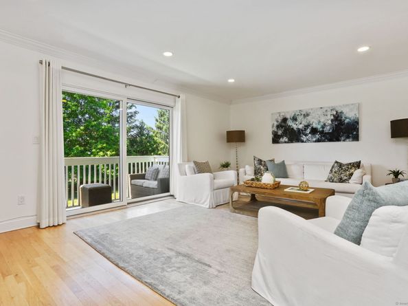 61 Seaview Avenue APT 70, Stamford CT 06902