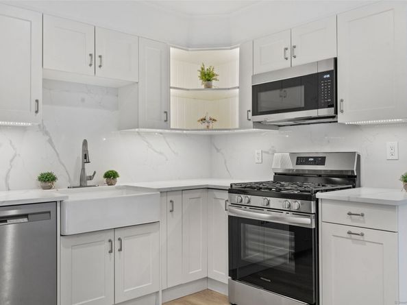 19 Corn Cake Lane, Stamford CT 06905
