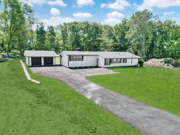 55 Harvest Ridge Road, Stratford CT 06614