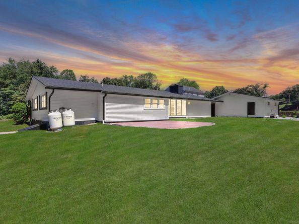 55 Harvest Ridge Road, Stratford CT 06614
