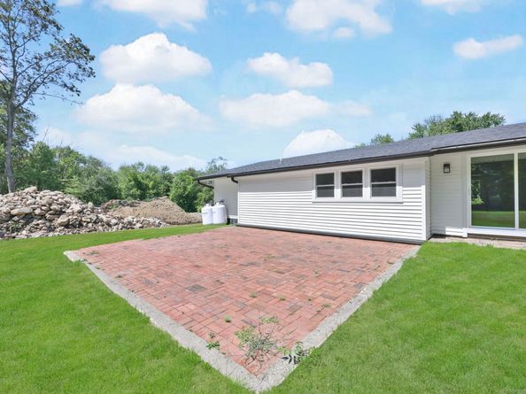 55 Harvest Ridge Road, Stratford CT 06614