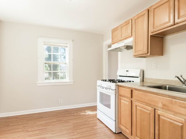 221 Alsace Street, Bridgeport CT 06604