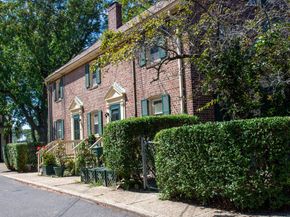 221 Alsace Street, Bridgeport CT 06604