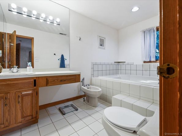 18 Jenny Jenks Road, Norwalk CT 06851