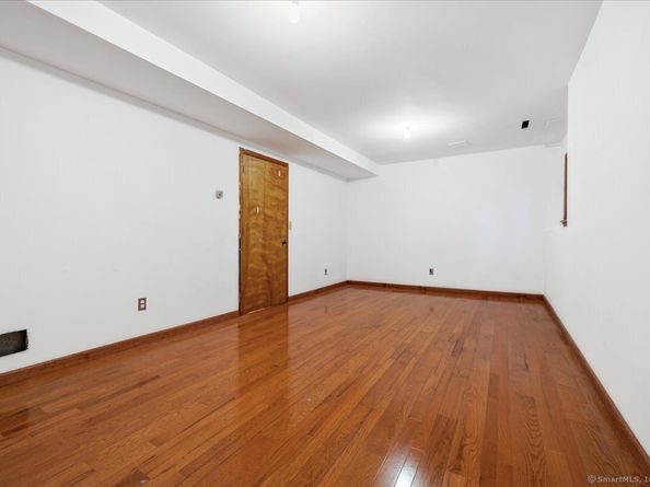 18 Jenny Jenks Road, Norwalk CT 06851
