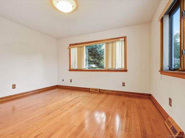 18 Jenny Jenks Road, Norwalk CT 06851