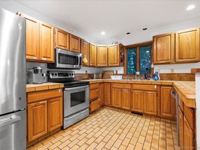 18 Jenny Jenks Road, Norwalk CT 06851