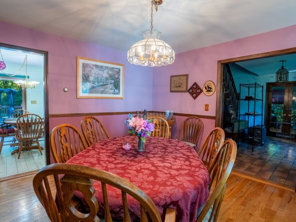 124 Bagburn Road, Monroe CT 06468