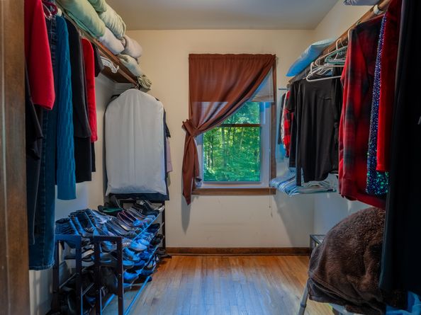 124 Bagburn Road, Monroe CT 06468