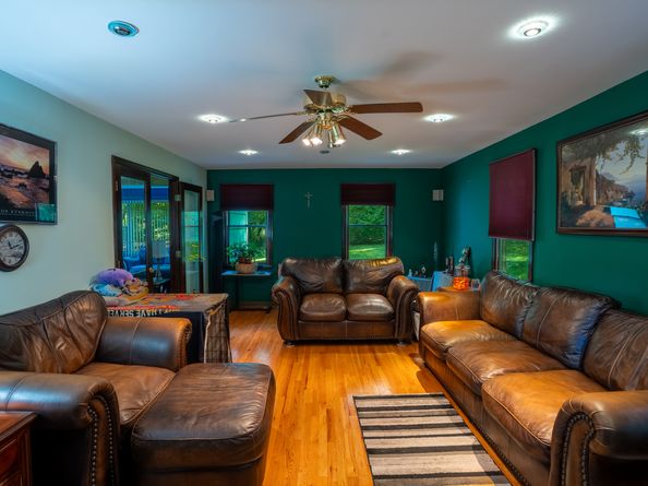 124 Bagburn Road, Monroe CT 06468