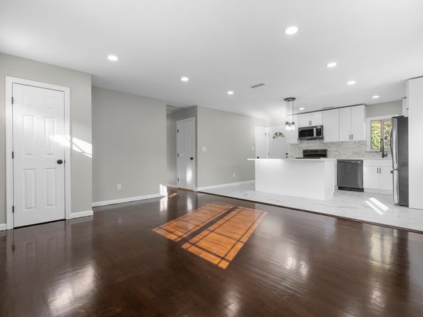 70 Guzzi Drive, Stratford CT 06615