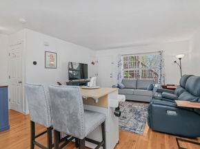 27 W Main Street APT 11, Norwalk CT 06851