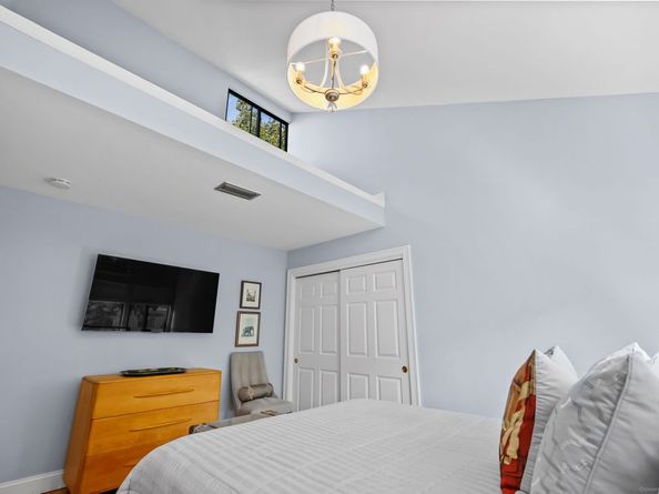 171 Rowayton Woods Drive 171, Norwalk CT 06854