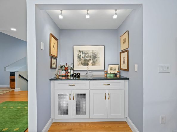 171 Rowayton Woods Drive 171, Norwalk CT 06854
