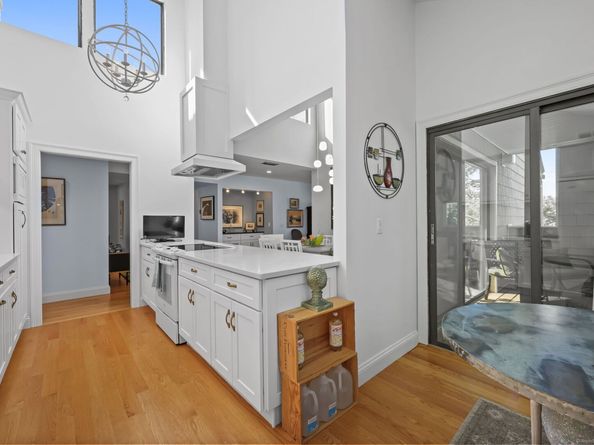 171 Rowayton Woods Drive 171, Norwalk CT 06854