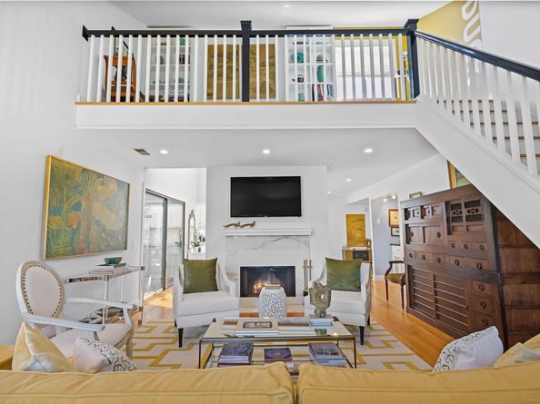 171 Rowayton Woods Drive 171, Norwalk CT 06854