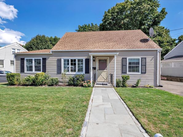 88 Knowlton Street, Stratford CT 06615