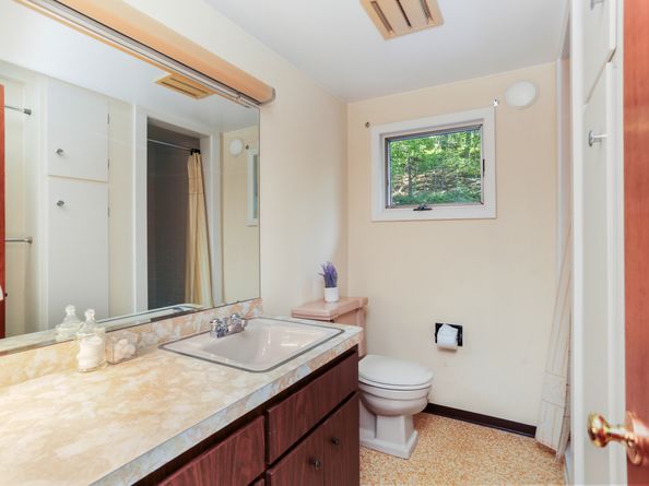 430 Nonopoge Road, Fairfield CT 06825