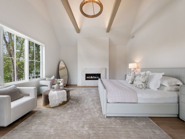 102 Compo Road S, Westport CT 06880