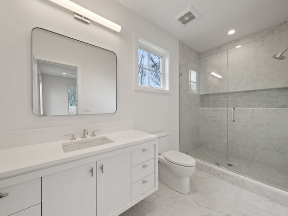 102 Compo Road S, Westport CT 06880