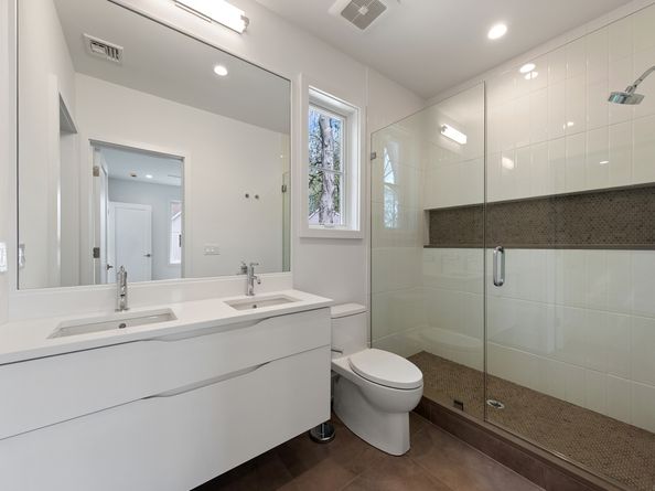 102 Compo Road S, Westport CT 06880