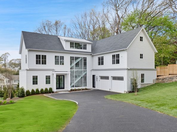 102 Compo Road S, Westport CT 06880