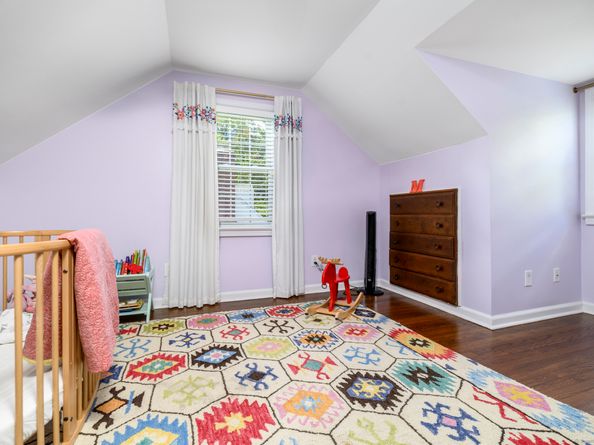 118 Gaymoor Drive, Stamford CT 06907