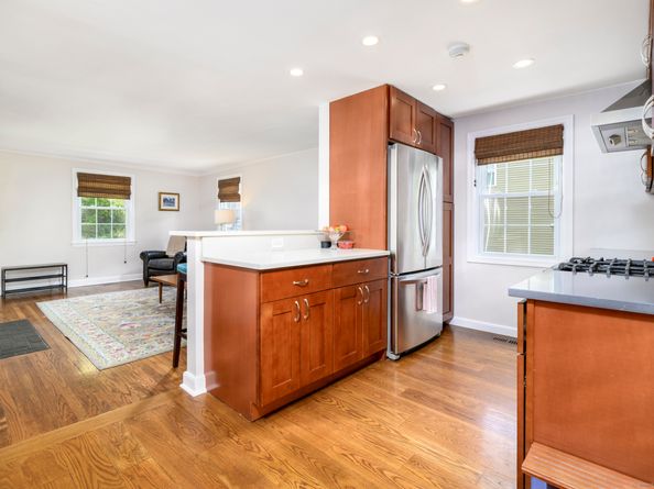 118 Gaymoor Drive, Stamford CT 06907