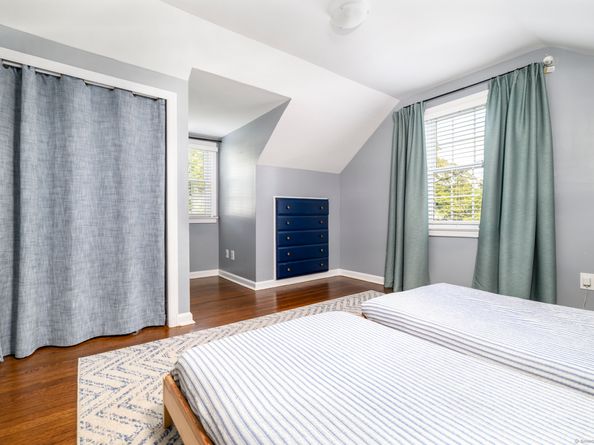 118 Gaymoor Drive, Stamford CT 06907