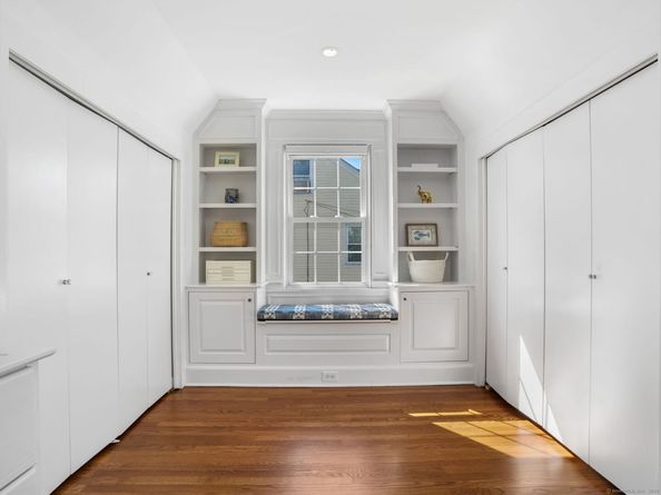 19 Park Lane, Darien CT 06820