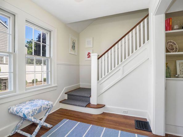 19 Park Lane, Darien CT 06820