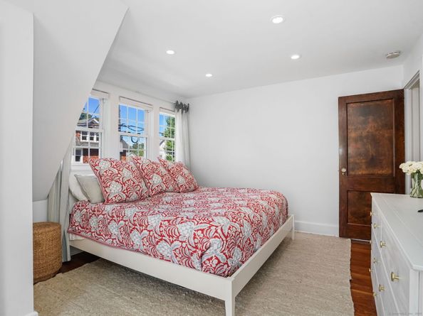 19 Park Lane, Darien CT 06820