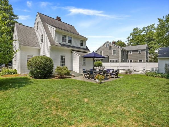 19 Park Lane, Darien CT 06820