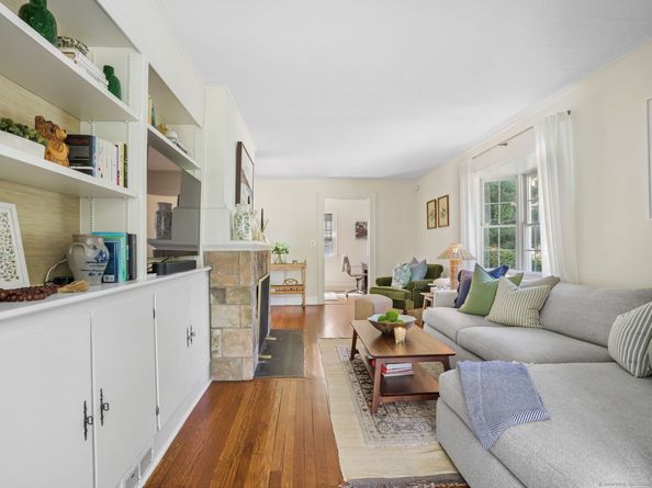 19 Park Lane, Darien CT 06820