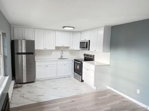 8 Wardwell Street APT 6, Stamford CT 06902