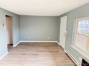 8 Wardwell Street APT 6, Stamford CT 06902