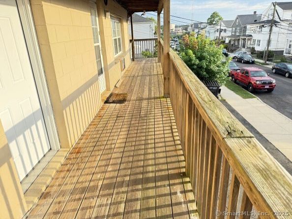 8 Wardwell Street APT 6, Stamford CT 06902