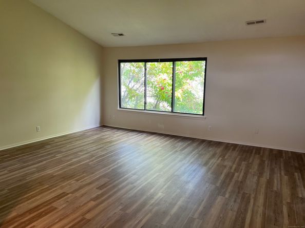 52 Lawson Lane 52, Ridgefield CT 06877