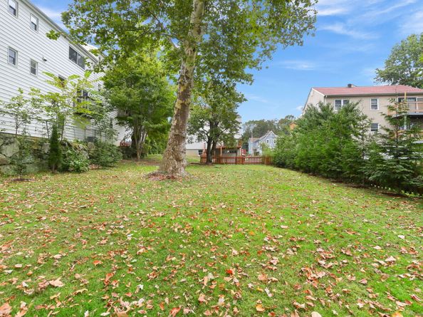 88 Pine Hill Avenue, Stamford CT 06906