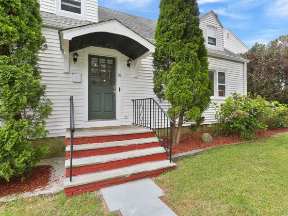 88 Pine Hill Avenue, Stamford CT 06906
