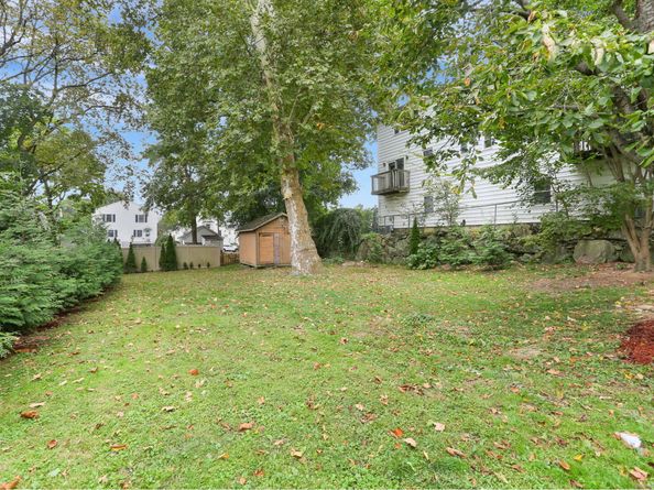 88 Pine Hill Avenue, Stamford CT 06906